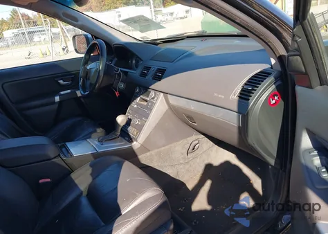 2013 Volvo Xc90 3.2 Platinum from USA, damaged, VIN YV4952CZ7D1636801